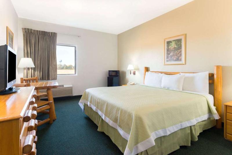 Days Inn by Wyndham New Florence