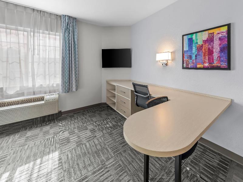 MainStay Suites Cincinnati Blue Ash image