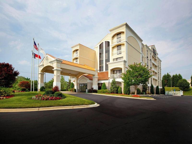 Four Points by Sheraton Charlotte - Pineville image