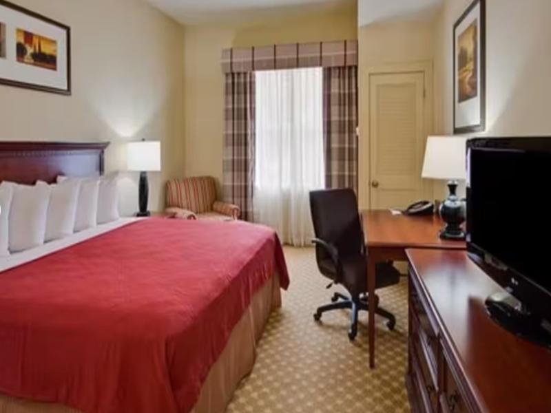 Country Inn & Suites by Radisson, Crestview, FL image