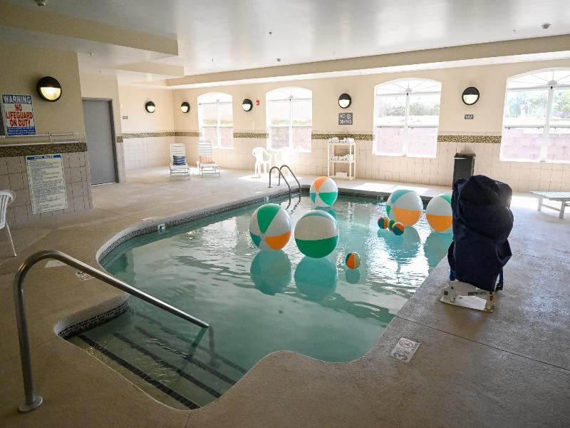 Country Inn & Suites by Radisson, Concord (Kannapo