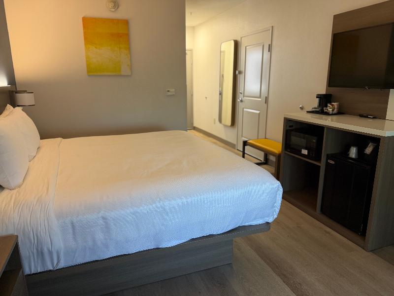 Country Inn & Suites by Radisson, Concord (Kannapo image