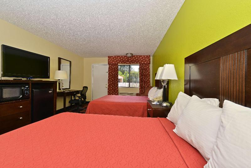 Americas Best Value Inn Canton photo 12