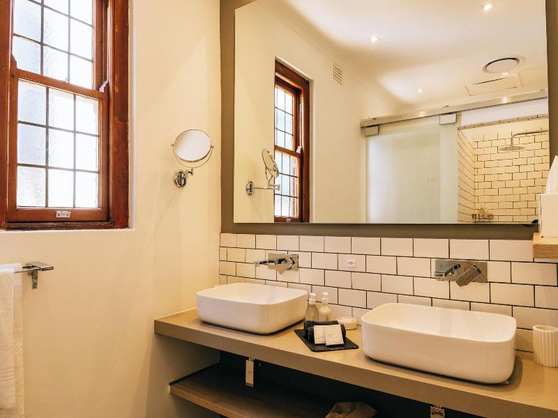 Cape Diem Lodge image