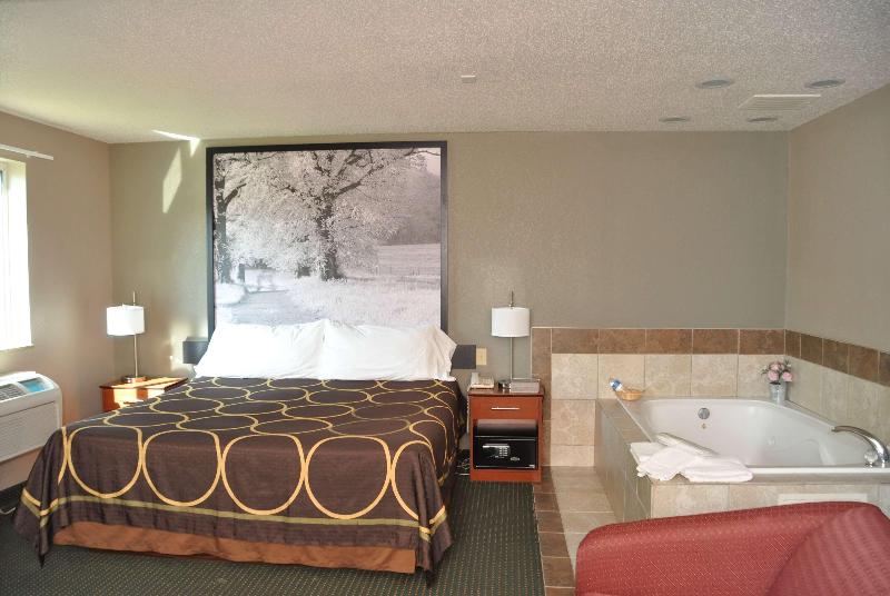 Super 8 by Wyndham Clearfield image