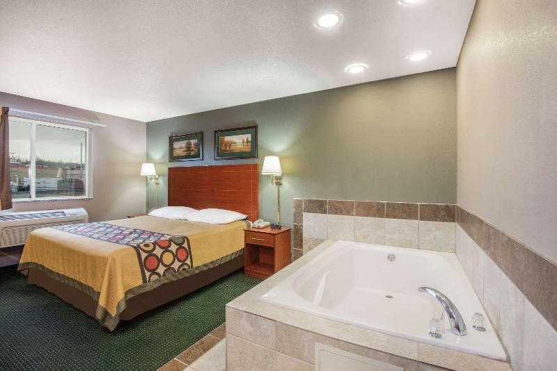 Super 8 by Wyndham Clearfield image