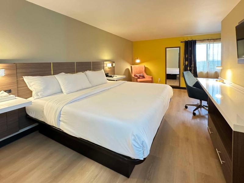 Quality Inn & Suites Willows image