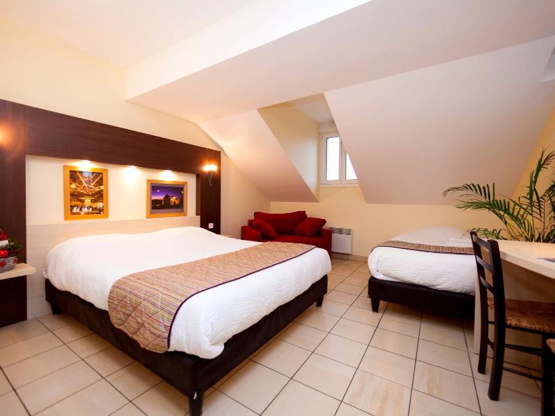 Logis Jum'Hotel image