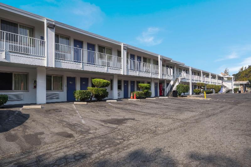 Motel 6 Concord, CA image