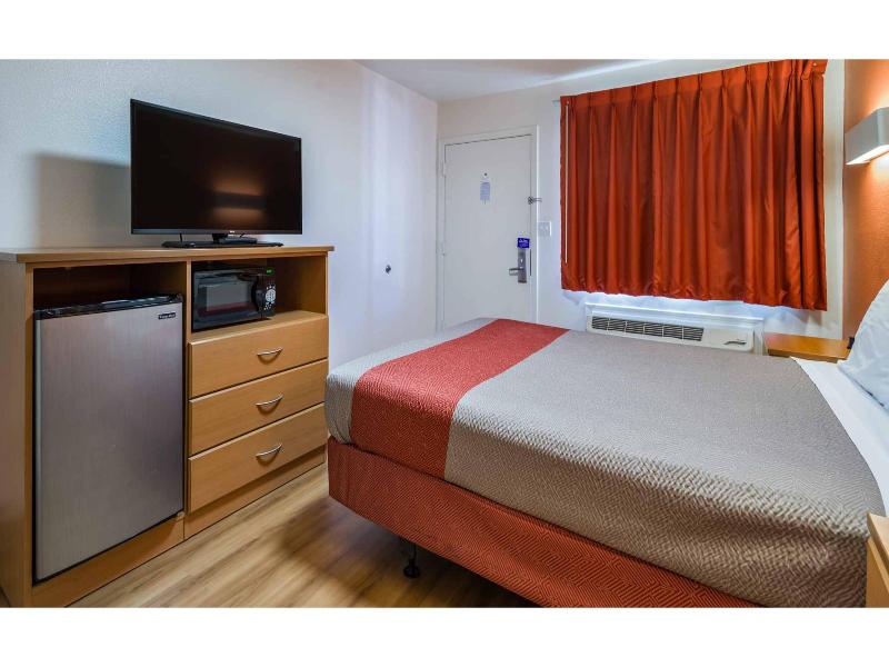 Motel 6 Concord, CA image