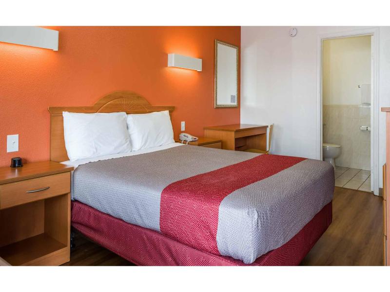 Motel 6 Concord, CA image