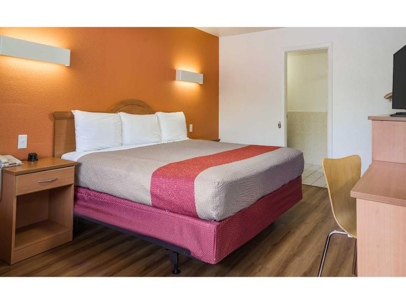 Motel 6 Concord, CA image