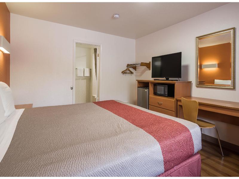 Motel 6 Concord, CA image