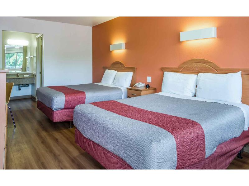 Motel 6 Concord, CA image
