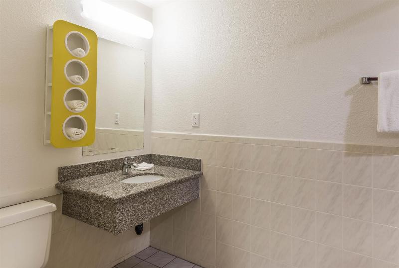 Motel 6 Concord, CA image