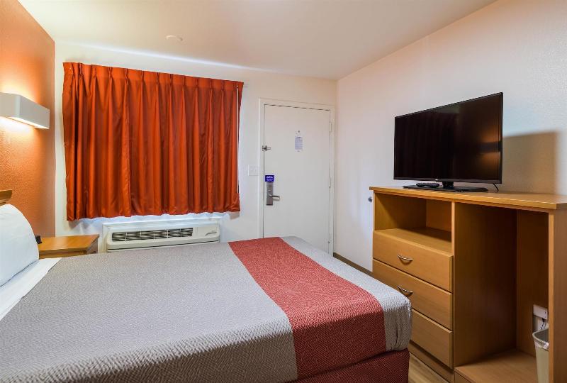 Motel 6 Concord, CA image