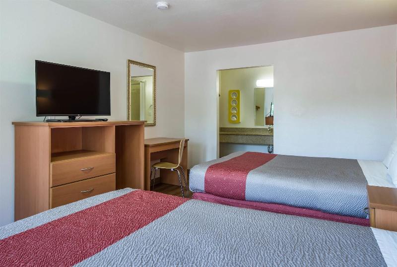 Motel 6 Concord, CA image