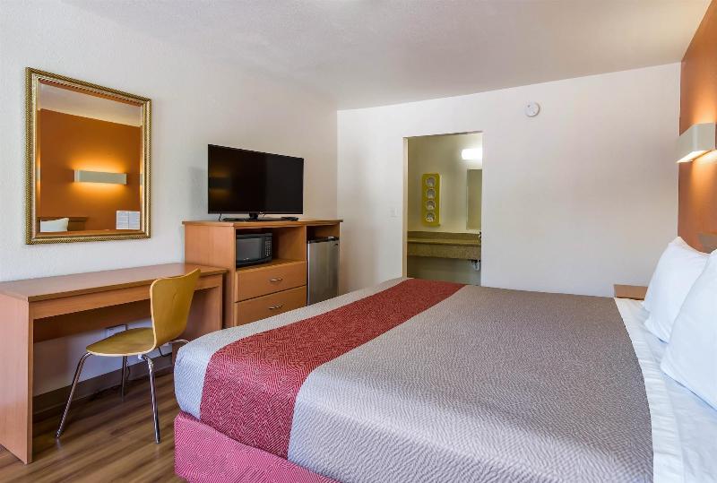 Motel 6 Concord, CA image