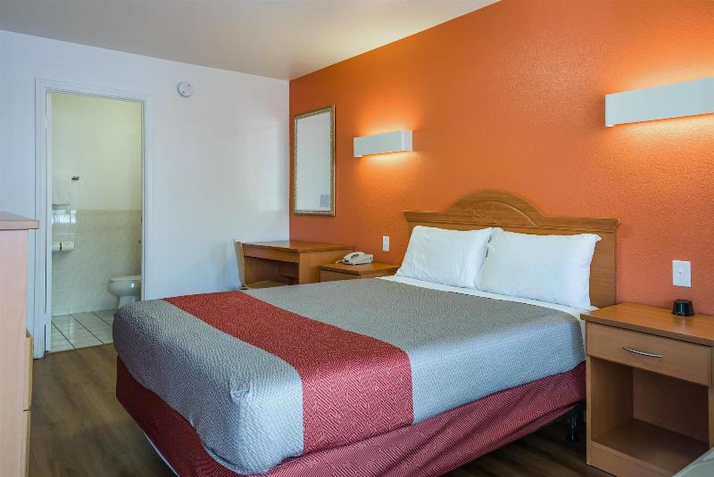 Motel 6 Concord, CA image