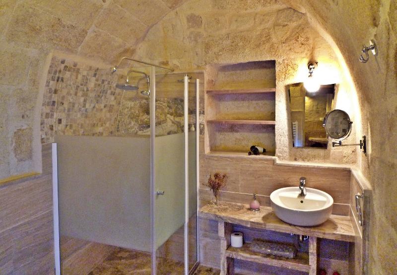 Cave Konak Hotel