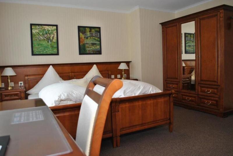 Waldhotel Rheinbach image