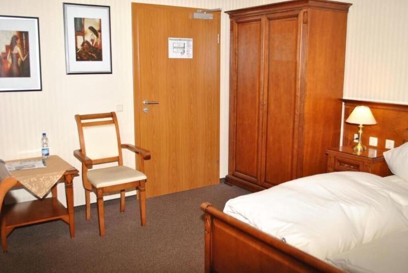 Waldhotel Rheinbach image
