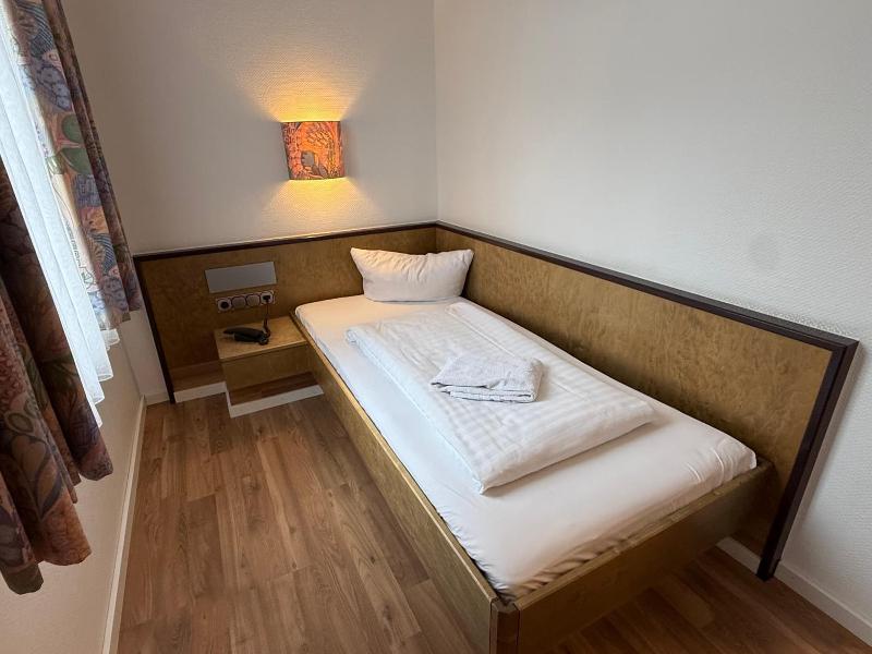 Hotel Merkur image
