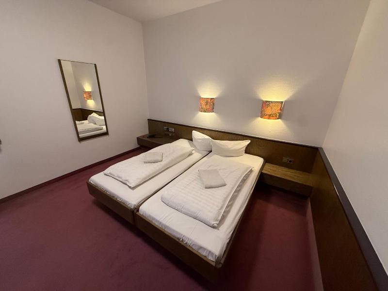 Hotel Merkur image