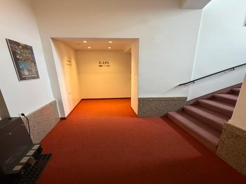 Hotel Merkur image