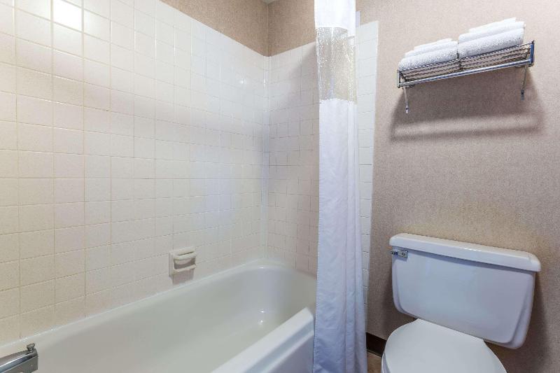 Travelodge by Wyndham Pioneer Villa image