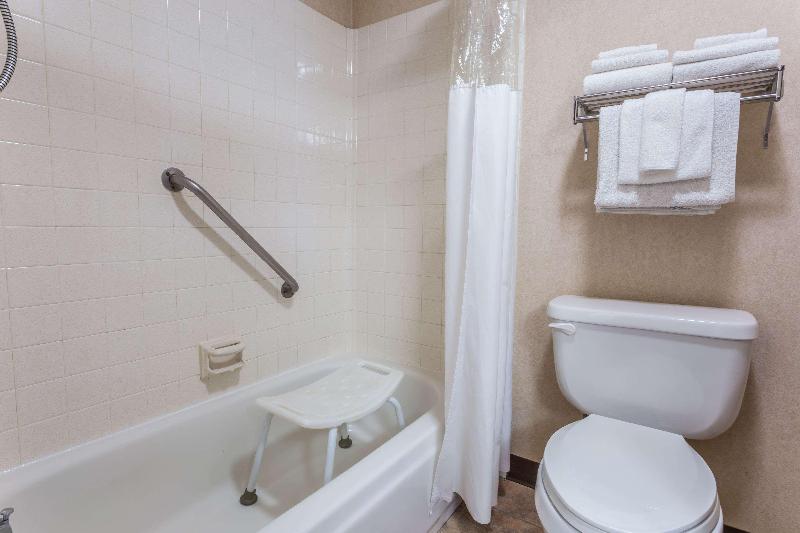 Travelodge by Wyndham Pioneer Villa image 5