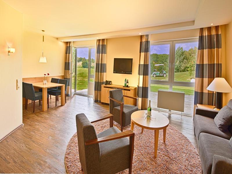 Country Partner Golf Club Gut Heckenhof image