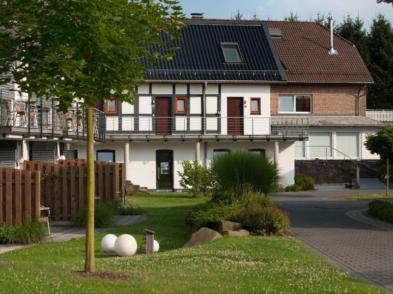 Country Partner Golf Club Gut Heckenhof image