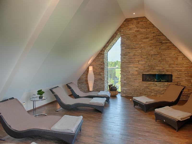 Country Partner Golf Club Gut Heckenhof image
