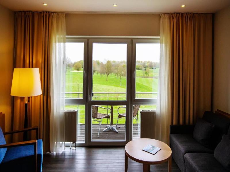 Country Partner Golf Club Gut Heckenhof image