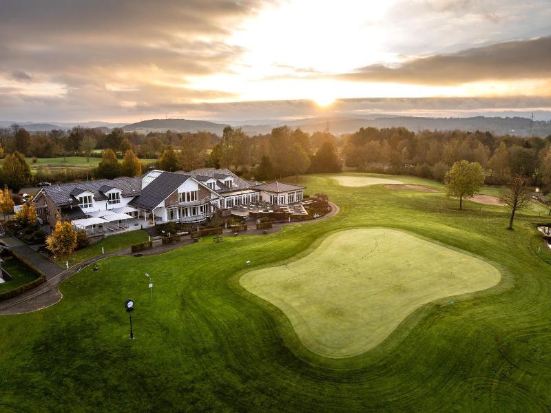 Country Partner Golf Club Gut Heckenhof image
