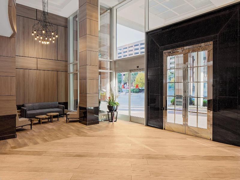 Cincinnati Marriott at RiverCenter image