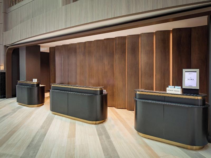 Cincinnati Marriott at RiverCenter image
