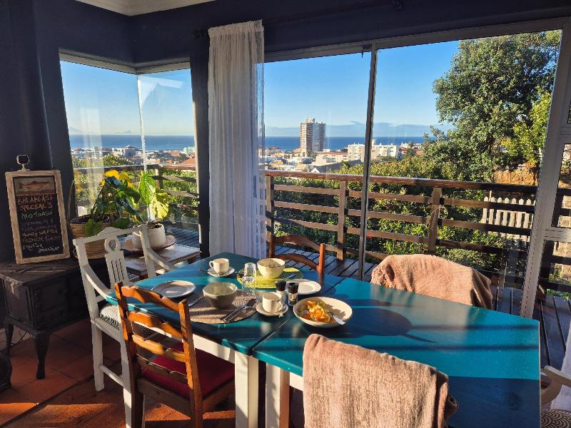 Bluebottle Guesthouse image