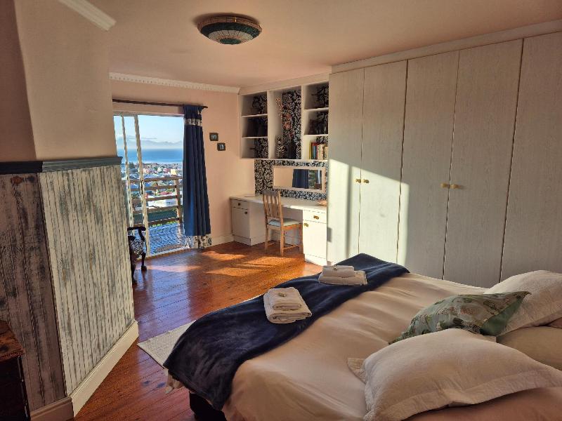 Bluebottle Guesthouse image