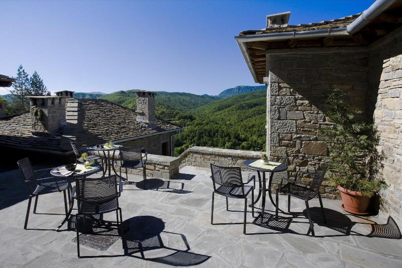 Kipi Suites image