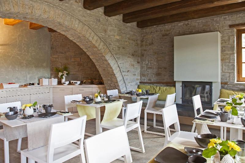 Kipi Suites image