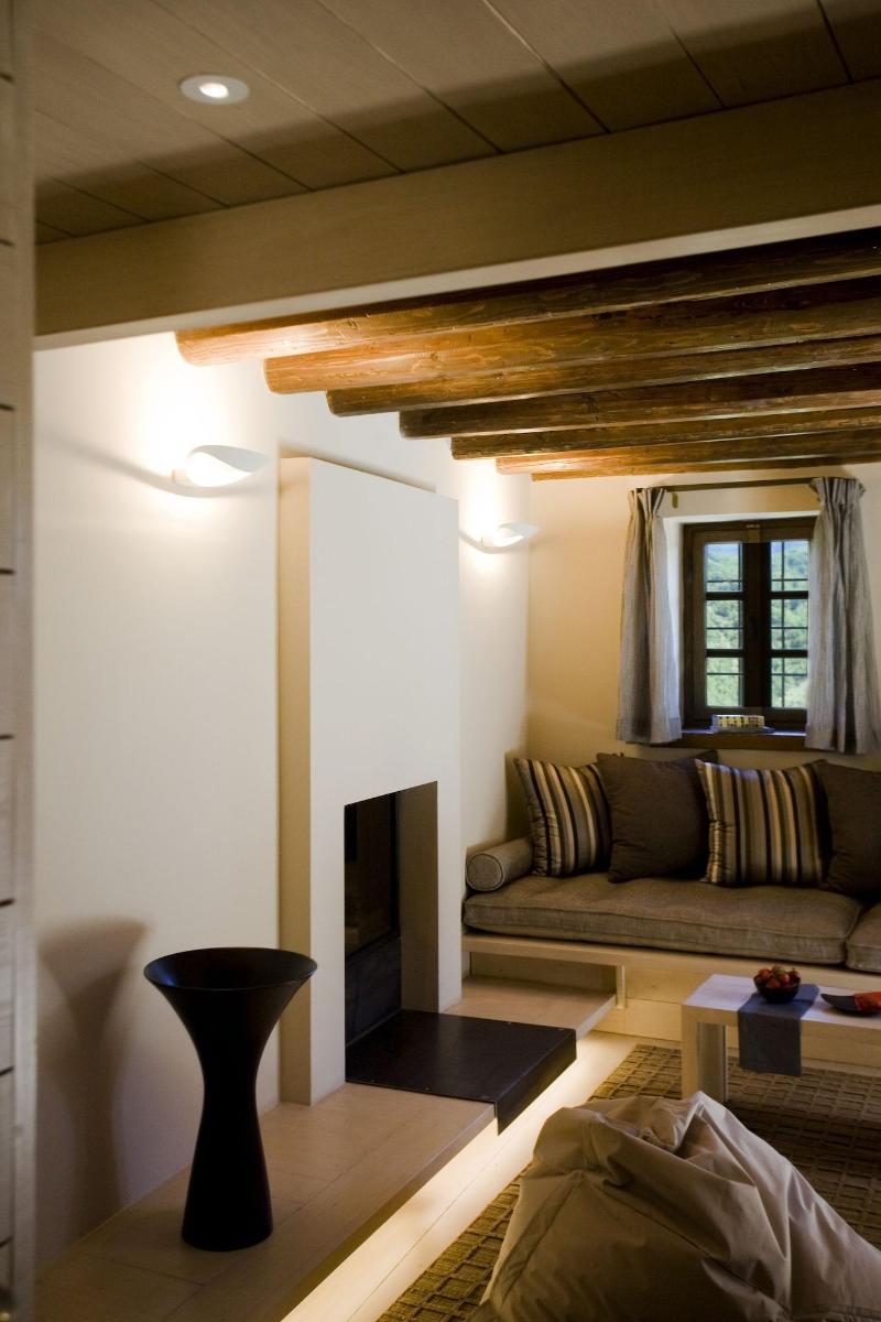 Kipi Suites image