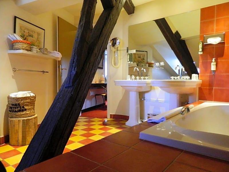 Hostellerie du Château image
