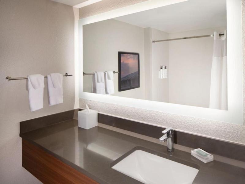 Fairfield Inn & Suites by Marriott Charleston image