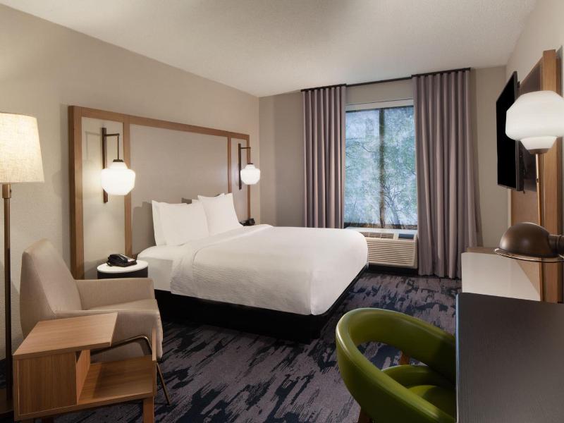 Fairfield Inn & Suites by Marriott Charleston image