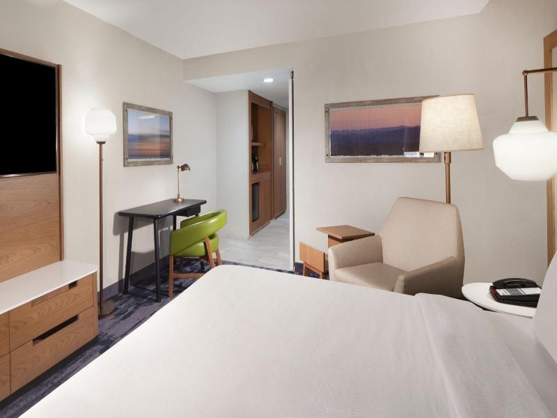 Fairfield Inn & Suites by Marriott Charleston image