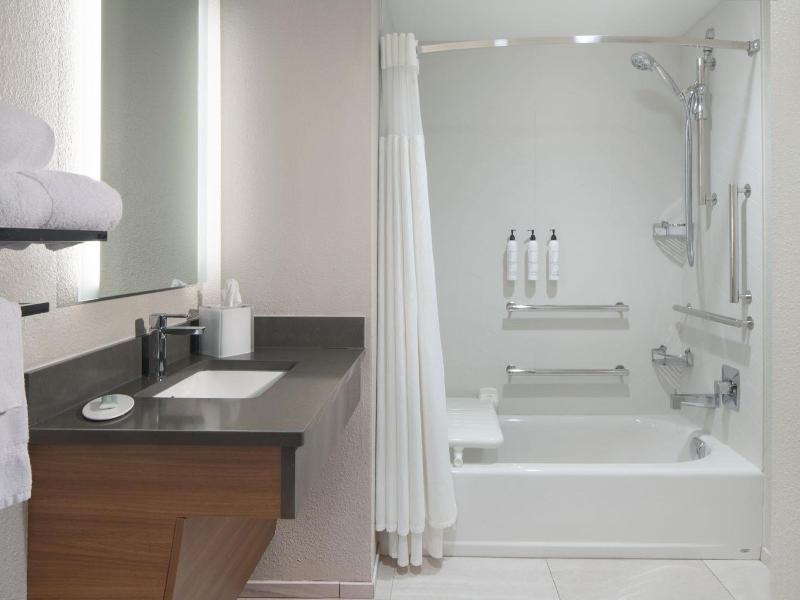 Fairfield Inn & Suites by Marriott Charleston image
