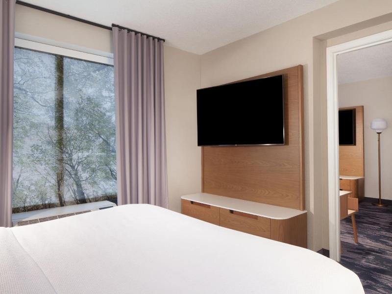Fairfield Inn & Suites by Marriott Charleston image
