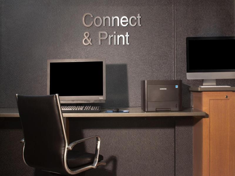 Fairfield Inn & Suites by Marriott Charleston image